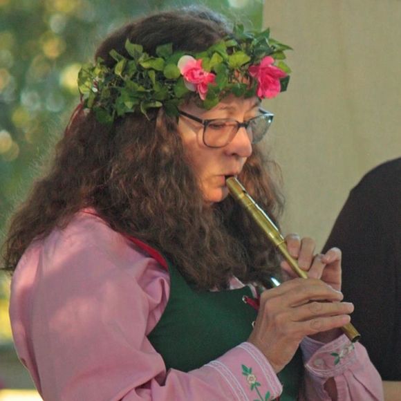 Meet your Posher, Christine - Picture 1 of 1